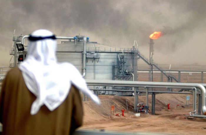 titeiul din Arabia Saudita; vezi comentariul:Cutremur pe piața petrolieră
