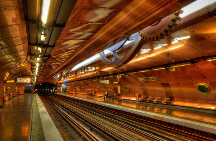 Paris-Fran%u021Ba - TOP 15 cele mai frumoase statii de metrou din lume