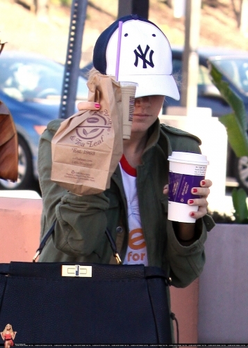 2dhwu39 - Ashley Tisdale