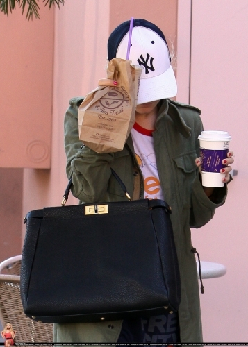 o6z0x2 - Ashley Tisdale