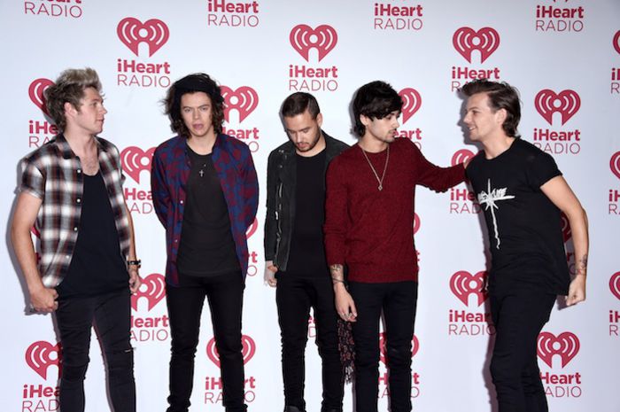 one-direction-backstage-iheartradio
