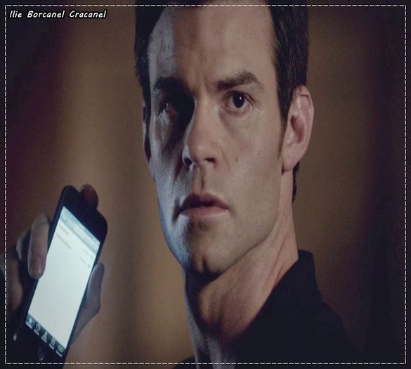 ;; clk Inchide gura sa nu intre mustele, blondino;;)=)))#Liv Derek *il ia; in brate si-l apuca de b;;;ci*=))))) + Nu-i asa? *ii da telefonul si-i arata playlistul cu simfonii*#Tyler
