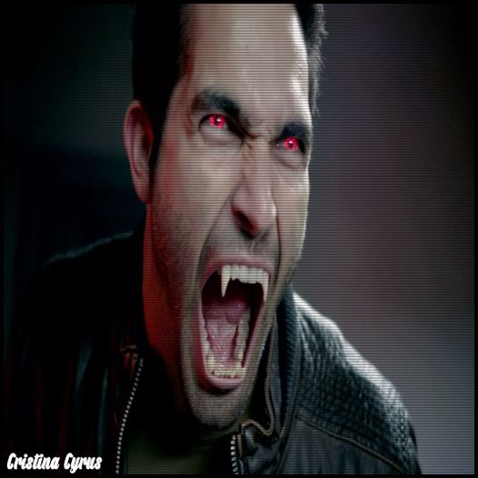 ➹̶т̶є̶є̶η̶α̶g̶є̶я̶υ̶η̶α̶ω̶α̶уϟ *bea din sticlă și se ridică ip de pe canapea* mă ÎNȘELI ?