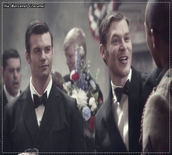 clk *isi da freza cu gel* Asa, bun bajat, ia exemplu de la mine!=))#Derek; Salut bey #Fane + DA-MI VIOARAAA #Kai=))
