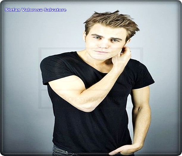 CL *se uita cu dispreţ la Elena , ca la o k.rwaa si dupa isi muta privirea*; Voi ce faceeeti ? :)
