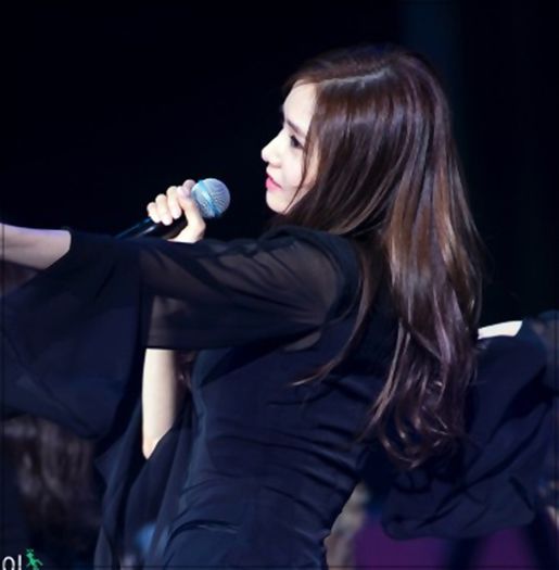 ^^.. :)) ..Ce vrajeala pe SooHyun. :)) Yura, nu-l crede.