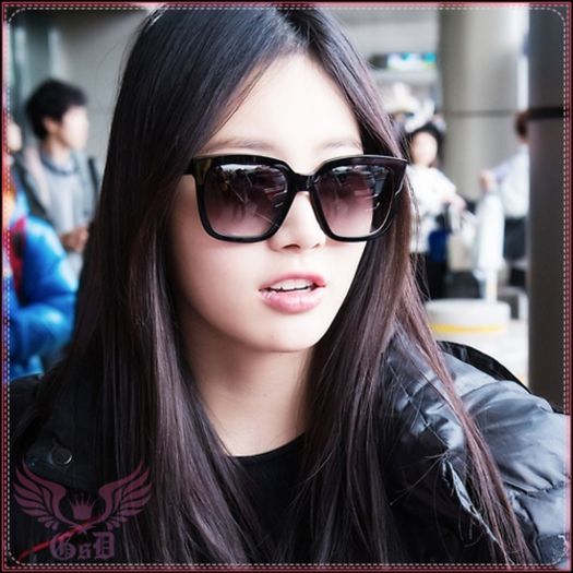 Y| Nici n-o făceam. :)) E actor, le are cu astea. >_> #Yoon
