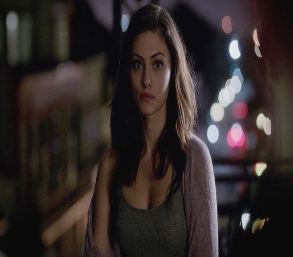 ✿ - Observ=)))) *ii ia bautura si ii da un pahar de suc* #elena cl - here - episode 36 - done