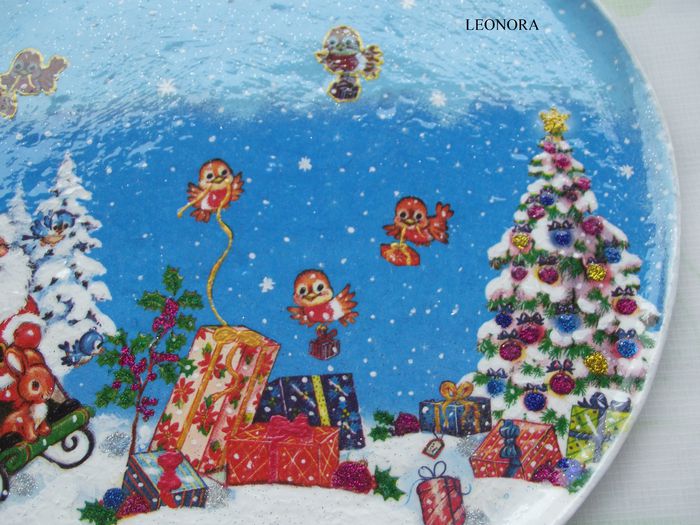 familia lui Mos Craciun decoupage papier mache