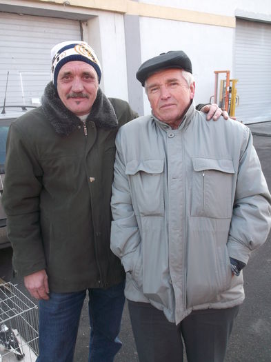 FLORI CU POPAN LA TARG