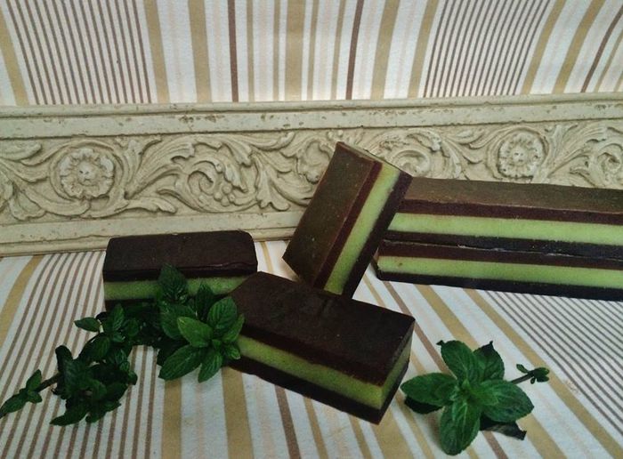 ciocolata si menta - SAPUNURI NATURALE MYREEA