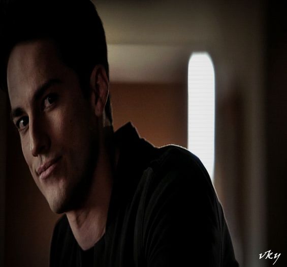 #► Ca amic sau iubit?....|il bufneste rasu|=)))))))