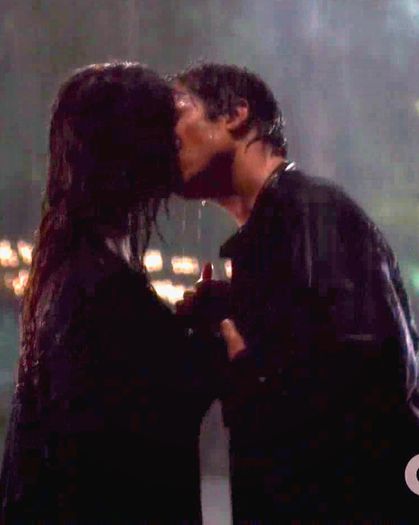 Delena kiss