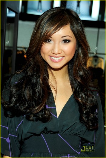 rkzrpx - Brenda Song