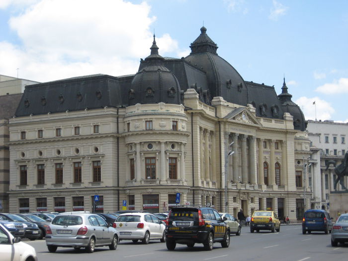 Biblioteca Universitara - cal.Victoriei