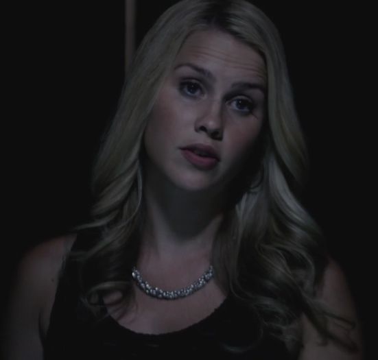 *spune razand* E barmanul de la Ring Caffe