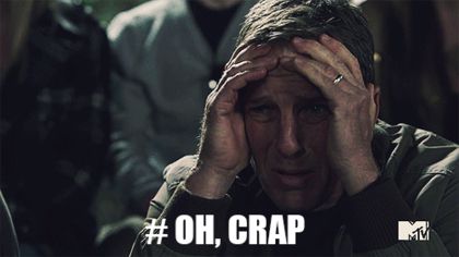 Aoleu, mai nou asculti si manele.. De ce asculti manele ma de ce? *ia furtunu*