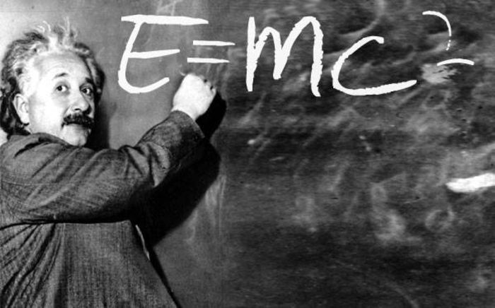 Albert Einstein; 14.03.1879Ulm(Germania)- 18.04.1955Princeton(SUA); fizician teoretician,profesor univ. la Berlin și Princeton;autorul teoriei relativității.În 1921 i s-a decernat Premiul Nobel pt Fizică
