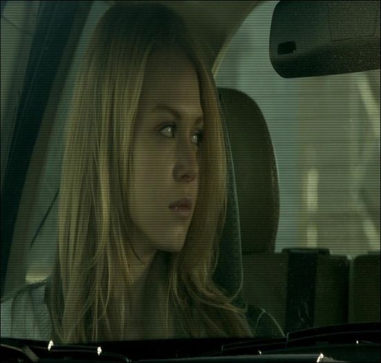 ✌↘;.wιɴcнeѕтer;. #zâmbește și se dă de pe el =))).