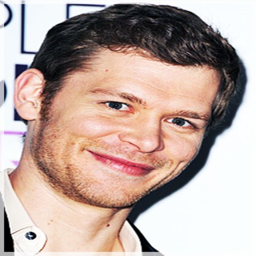 █ ▄→ tatiaaaaaa-se trânteşte lângă ea şi se uită la tv-no bagă în seamă pe carolaina-:)))))