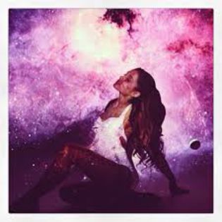 images-28 - Ariana Grande in daydreamin