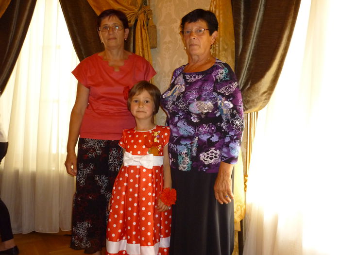 17.06.2014 MariaTeodora si Bunicele - Familia mea