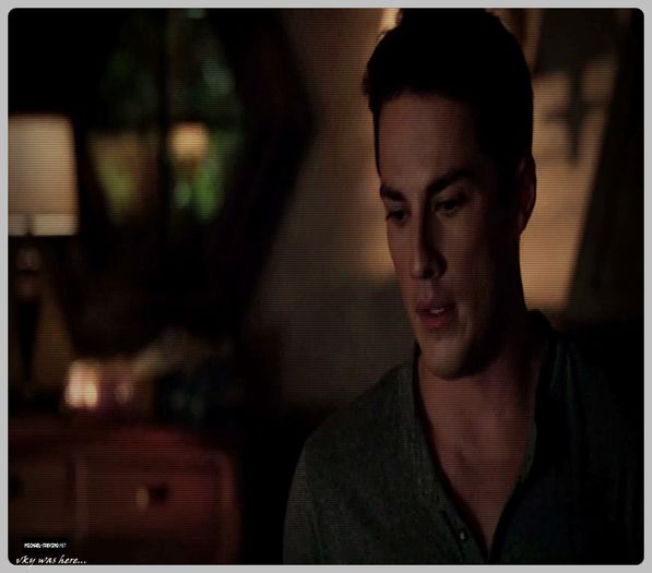 ▬ ❝Imi pare rau, nu trebuia sa reactionez asa...|o strange tare in brate si ii dau lacrimile|=)))))