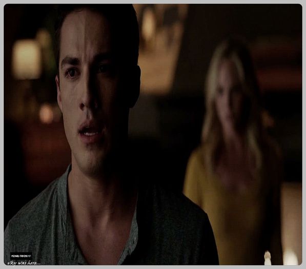 ▬ ❝E si asta un mod de`a te descarca... Adica plangand...[cl]; |apoi bufneste mai tare in plans| Devin sentimental... Nu vreau asta...;(( [=))))))))))
