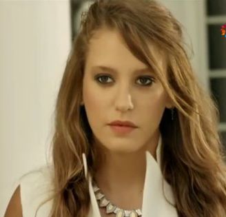 Serenay-Sarikaya