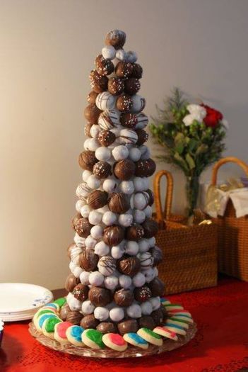  - DIY Chocolate Ball Tree Made of the Most Delicious Chocolates