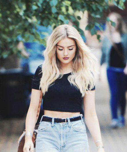 tumblr_ngu5lfpgi91u1t159o1_500 - perrie edwards