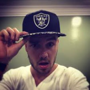 images (4) - Liam payne