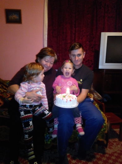 IMG_20141125_195306 - Antonia si tortu la 2 ani 3 ani 4 ani