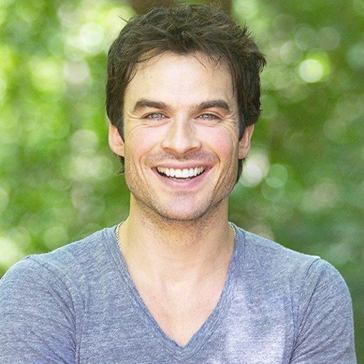 Nu m-am prezentat, ma scuzati. Eu sunt Ian