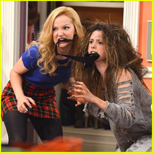 liv-maddie-howl-rooney-laura-marano-stills