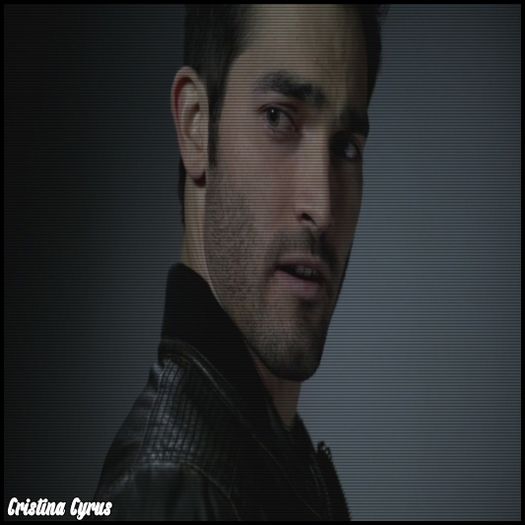 ➹❛ЯΛÐłØΛϾTłVƐ❜☂ *o prinde de păr și o târâie în casă, o aruncă pe canapea* #Erica CL - here - episode 37 - done