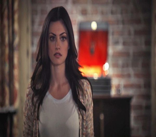 ✿ -*ii atinge* Ai dreptate, sunt reali#elena; *sare pe freya* Merssssi! cl; *face poze cu amandoi* Azi sunteti la picioarele noastre*face ca o fana nebu;;na*#saif #salman
