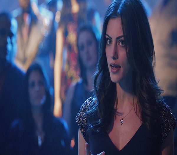 ✿ - Esti nemuritor ca si mine, asta insemana ca nu mai scapi usor de mi=))) cl; *canta desi beat https://www.youtube.com/watch?v=XBHd4omXrJw * #sal
