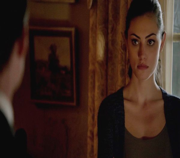 ✿ - Nu ai sanse sa scapi de mine:)))) Te urmaresc de cand aveam 7 ani=))#sal