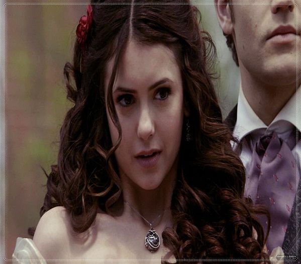 》clk *le face poza cand se pupa si i-o trimite lui hayley pe whatsapp*=))))))); Da, si daca nu vrea o s-o aduc in vizita cu forta pe la mine=)))))))))))#Saif. *o striga pe freya*
