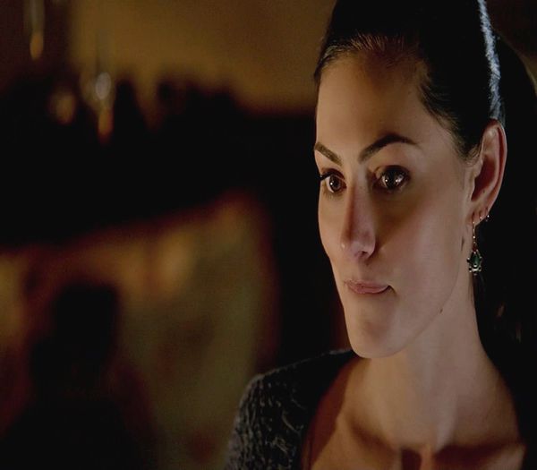 ✿ - *kiss back apoi ramane speechless* *dupa 1 min* Poza aia o pun in rama=)))))))) #elena