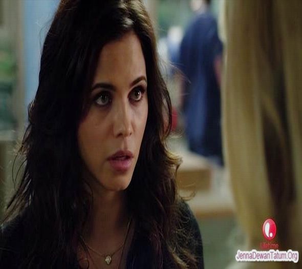 》clk *ii trimite inapoi in India apoi se teleporteaza inapoi in bucatarie*; [am iesit somn usor:***&gt;:D&lt;]
