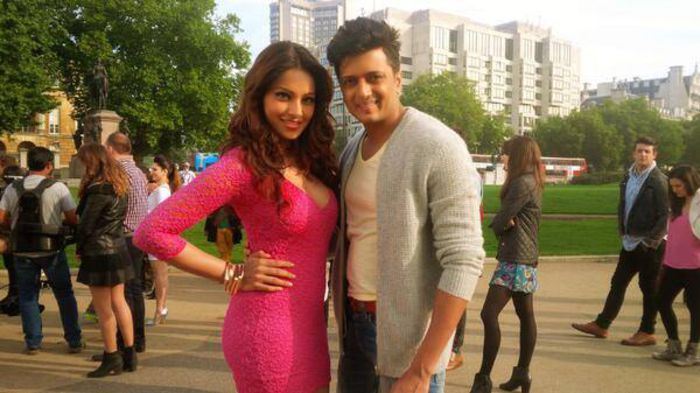 9361_10151875939313812_2112641084_n - Bipasha Basu