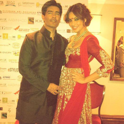1378707_10151886472628812_1313825565_n - Bipasha Basu