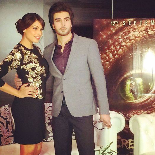 10395819_10152729063573812_9046302088299215580_n - Bipasha Basu