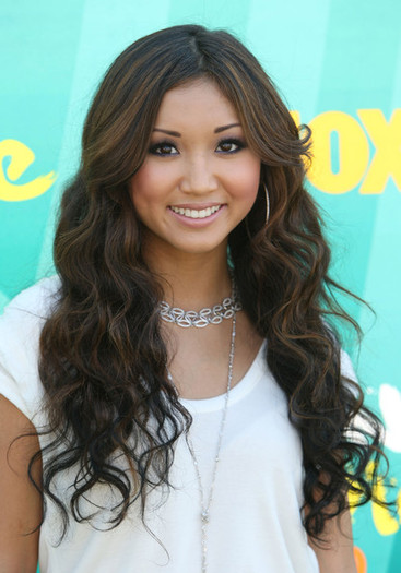 2009+Teen+Choice+Awards+Arrivals+CwVWqjPC3P3l - Brenda Song