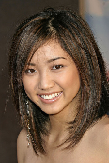 Premiere+Disney+Raising+Helen+Arrivals+ecLqiEihQSCl