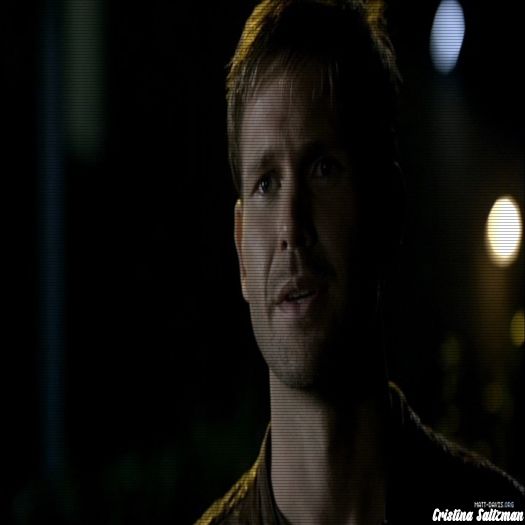 ➹❛ЯΛÐłØΛϾTłVƐ❜☂ *se întoarce și îi f;te o palmă* #Cristi