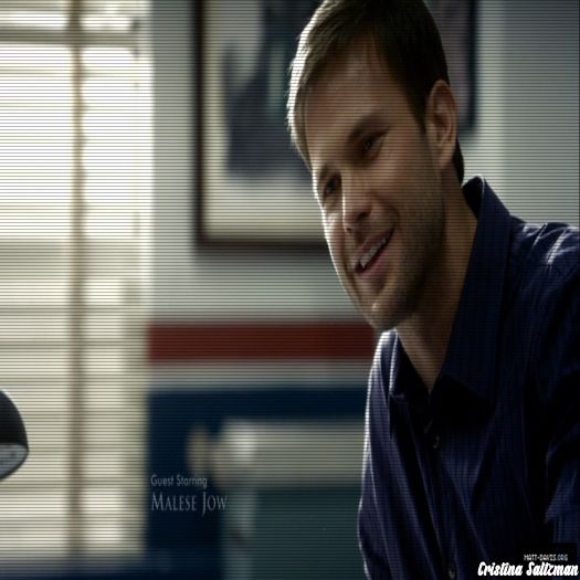 ➹❛ЯΛÐłØΛϾTłVƐ❜☂ Pentru o clipă am crezut că mi-a furat inelul. Bine lucrat. #Klaus