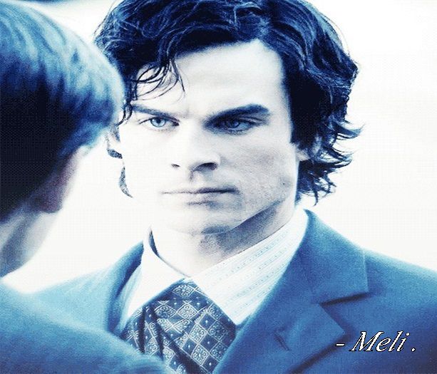 - #cobor scarile si casc; Buna,buna.Ce faceti? :3